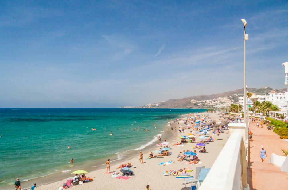 Casa Playa Torrecilla Villa Nerja Buitenkant foto